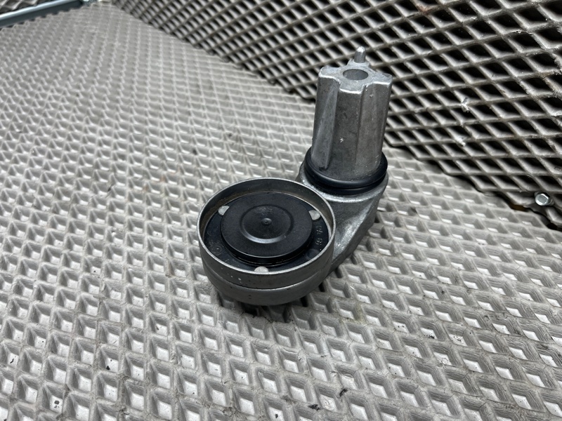 Ролик обводной Land Rover Range Rover Sport (L320, 2012г.)