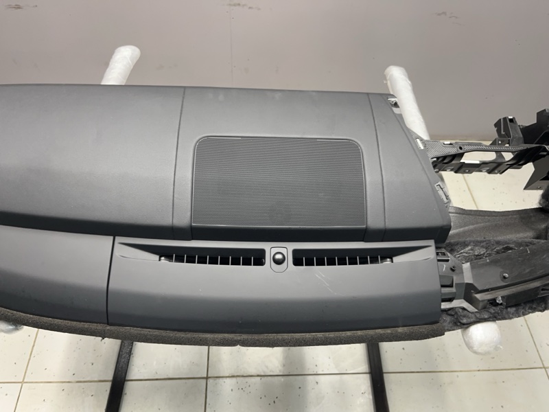 Торпедо Land Rover Range Rover Sport (L494, 2021г.)