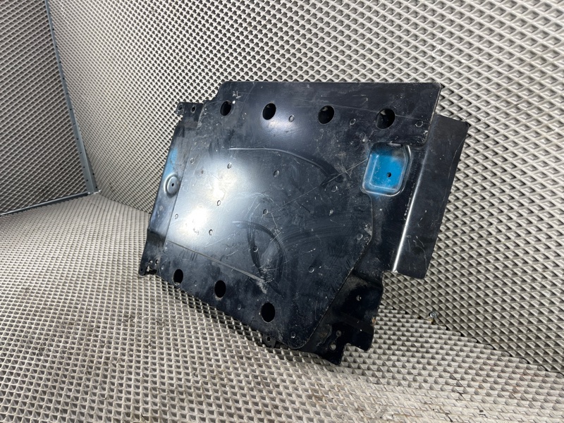 Защита днища Land Rover Range Rover Sport (L461, 2024г.)