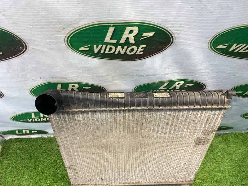 Интеркулер Land Rover Range Rover (L322, 2010г.)
