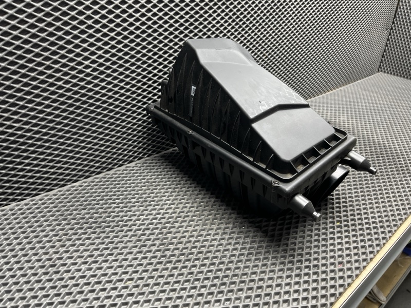 Корпус воздушного фильтра Land Rover Range Rover Sport (L494, 2020г.)