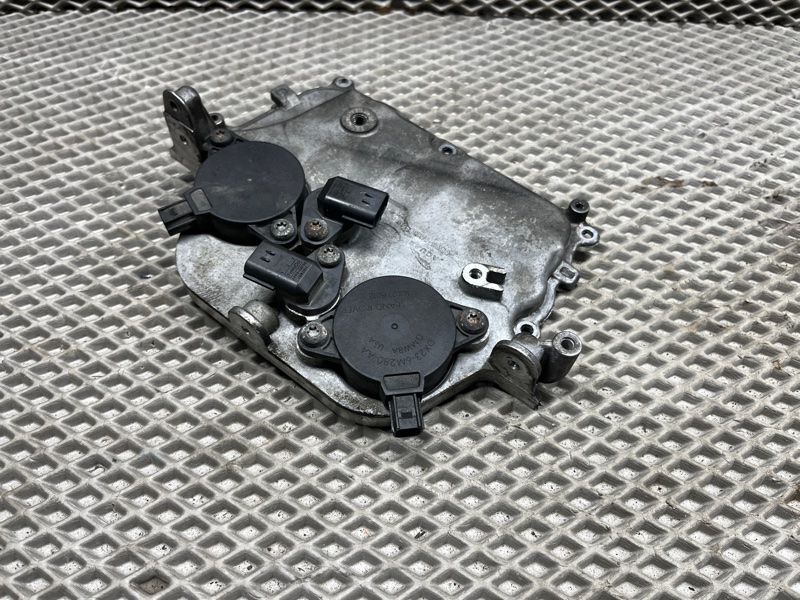 Крышка ГБЦ Land Rover Discovery 4 (L319, 2015г.)