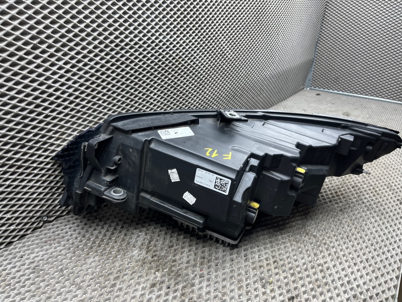 Фара Land Rover Discovery Sport (L550, 2020г.)