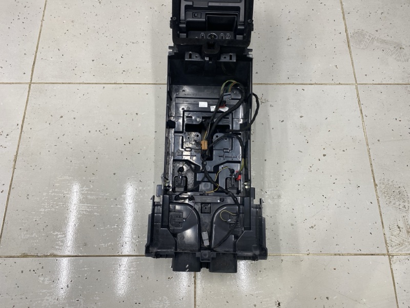 Консоль с холодильником Land Rover Range Rover (L405, 2016г.)