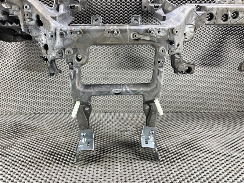 Усилитель торпедо Land Rover Range Rover Sport (L461, 2024г.)