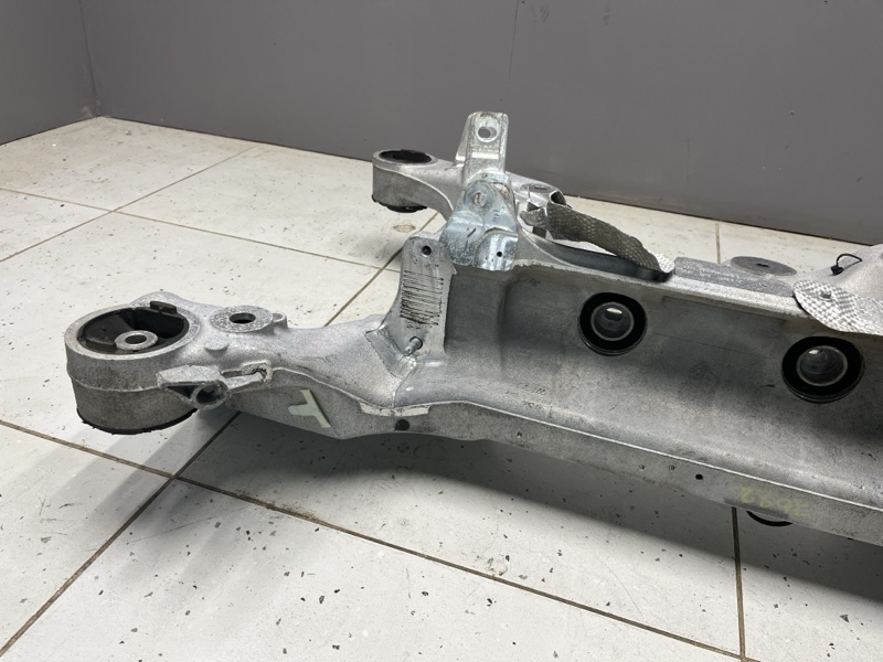 Подрамник Land Rover Range Rover Sport (L494, 2022г.)