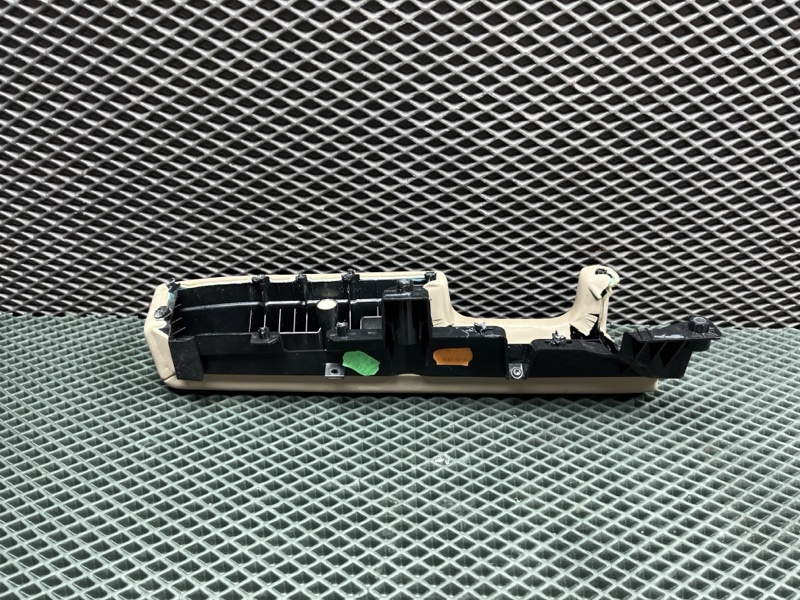 Подлокотник двери Land Rover Range Rover (L405, 2016г.)