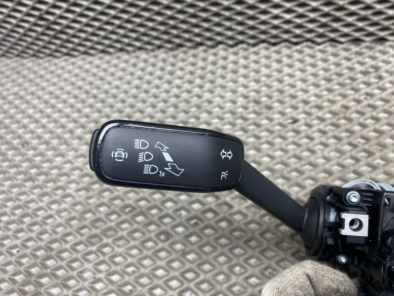 Переключатель подрулевой (стрекоза) Volkswagen Tiguan (MBQ, 2023г.)
