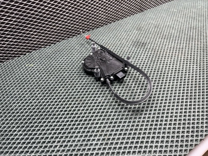 Доводчик двери Land Rover Range Rover Sport (L494, 2021г.)