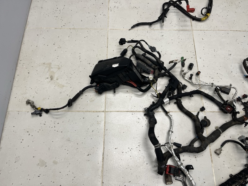 Проводка подкапотная Land Rover Discovery Sport (L550, 2018г.)