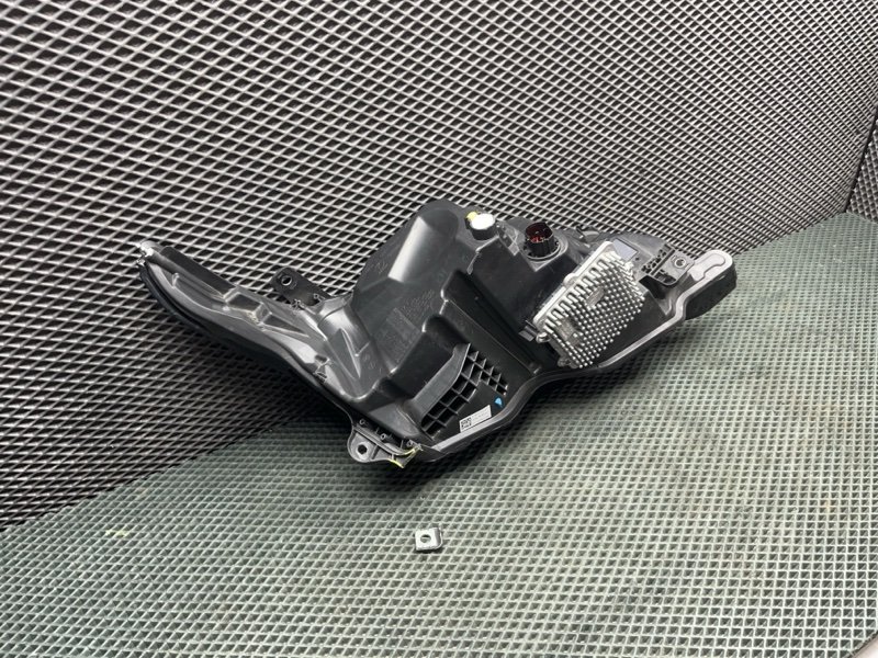 Фара светодиодная Land Rover Range Rover Sport (L494, 2021г.)