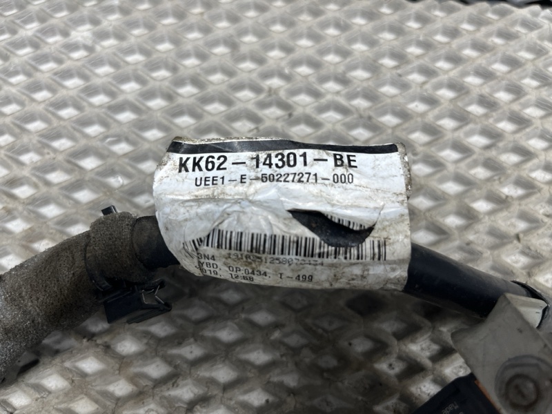 Клемма аккумулятора минусовая Land Rover Range Rover Sport (L494, 2020г.)