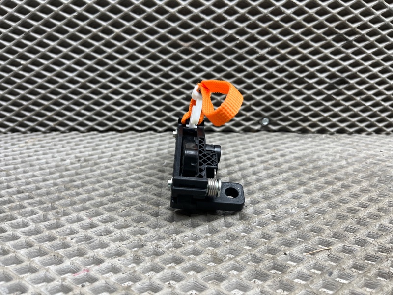 Механизм разблокировки АКПП Jeep Wrangler (JL, 2025г.)