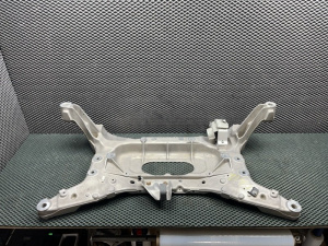 Подрамник Land Rover Range Rover Evoque (L551, 2020г.)