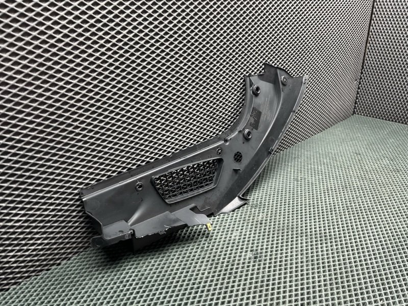 Пластик моторного отсека Land Rover Range Rover Sport (L461, 2025г.)