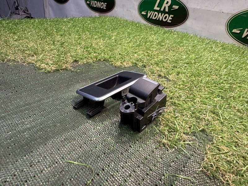 Кнопка стеклоподъемника двери Land Rover Range Rover (L405, 2017г.)