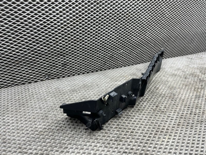 Кронштейн бампера Land Rover Range Rover Sport (L494, 2017г.)