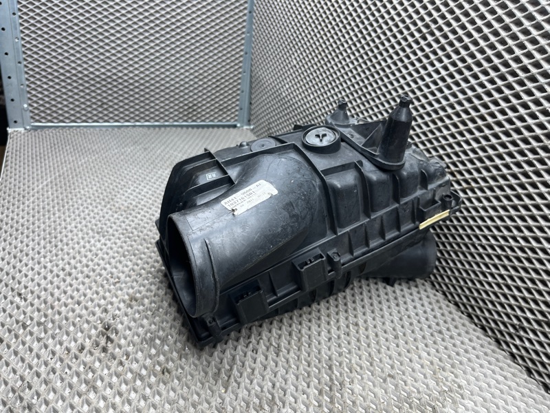 Корпус воздушного фильтра Land Rover Range Rover Sport (L320, 2011г.)