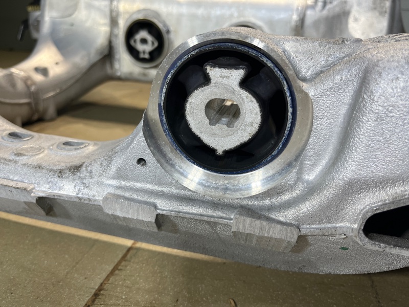 Подрамник Land Rover Range Rover Sport (L461, 2024г.)