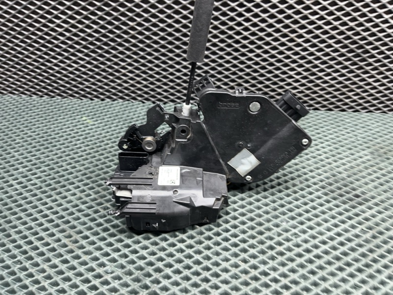 Замок двери Land Rover Range Rover Sport (L494, 2021г.)