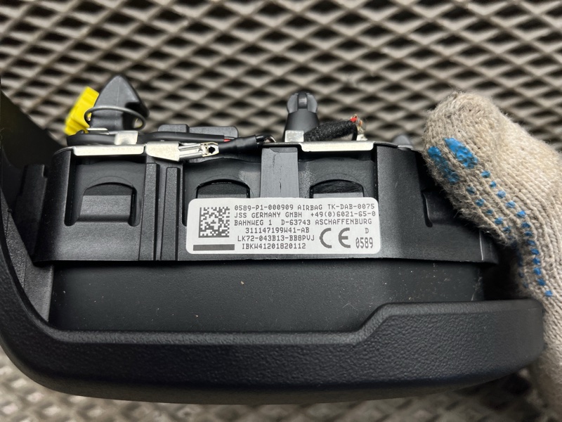 Подушка безопасности в руль Land Rover Discovery Sport (L550, 2020г.)