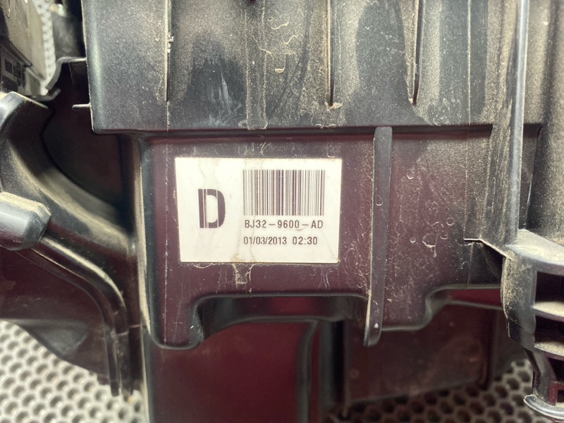 Корпус воздушного фильтра Land Rover Range Rover Evoque (L538, 2013г.)