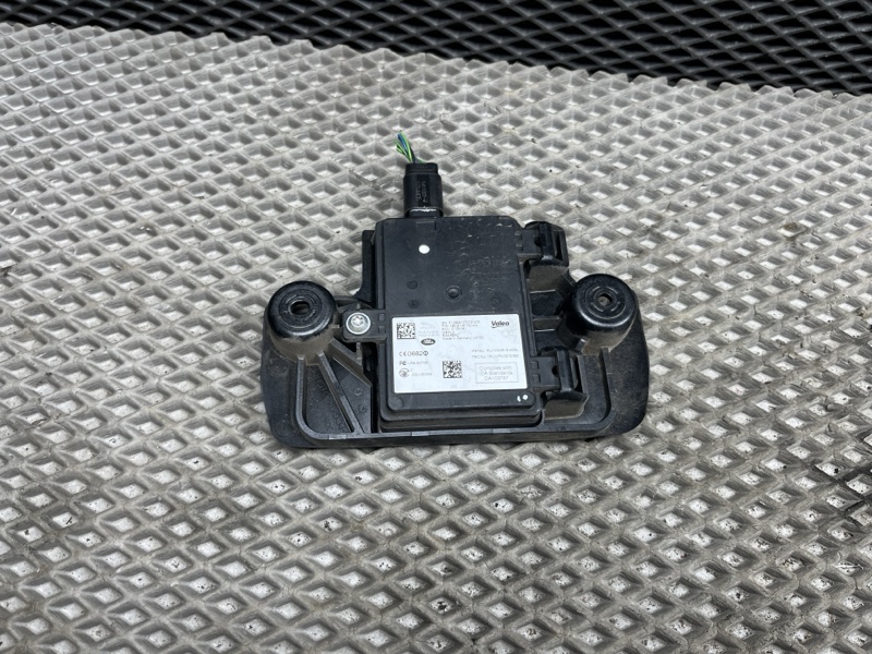 Датчик мертвых (слепых) зон Land Rover Discovery Sport (L550, 2018г.)