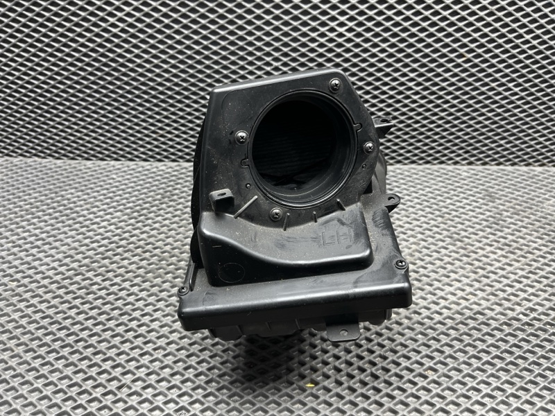 Корпус воздушного фильтра Land Rover Range Rover Sport (L494, 2020г.)