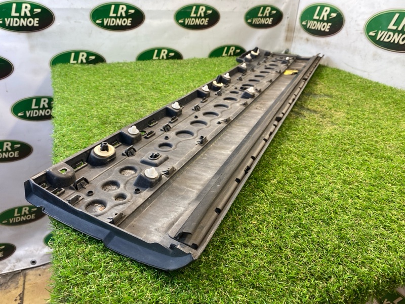 Накладка двери Land Rover Range Rover (L405, 2020г.)