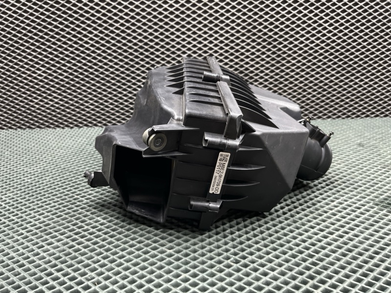 Корпус воздушного фильтра Land Rover Range Rover Sport (L461, 2025г.)