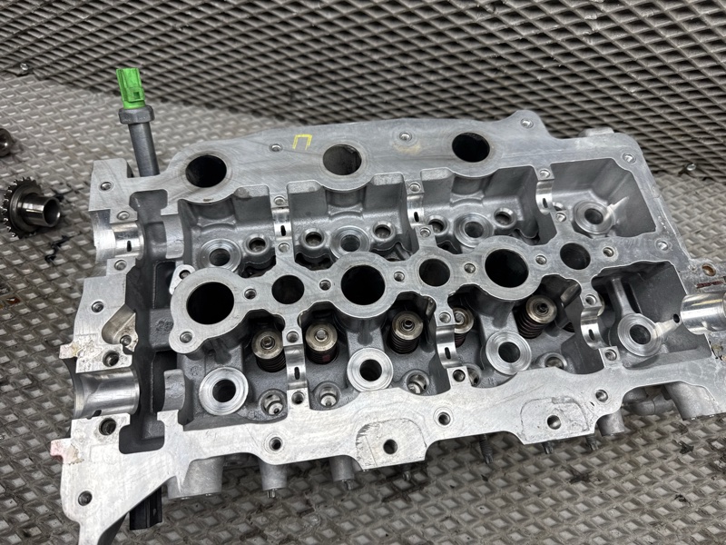Головка блока цилиндров Land Rover Range Rover Sport (L320, 2012г.)