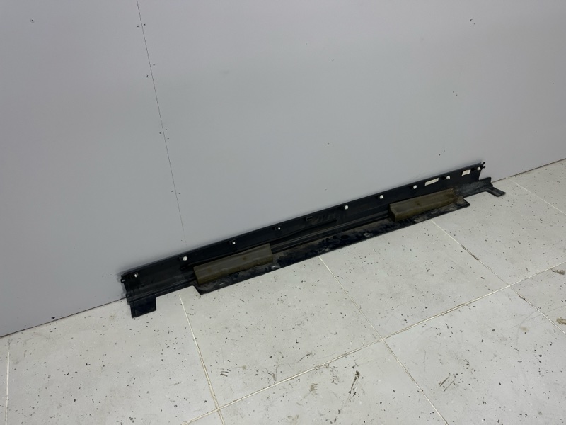 Накладка на порог наружная Land Rover Range Rover Sport (L494, 2020г.)