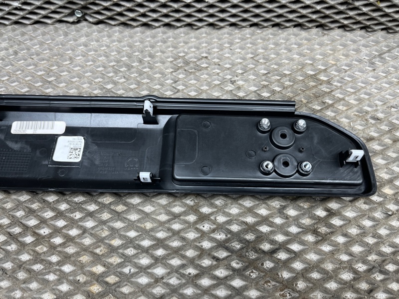 Декоративная накладка торпедо Jeep Wrangler (JL, 2025г.)