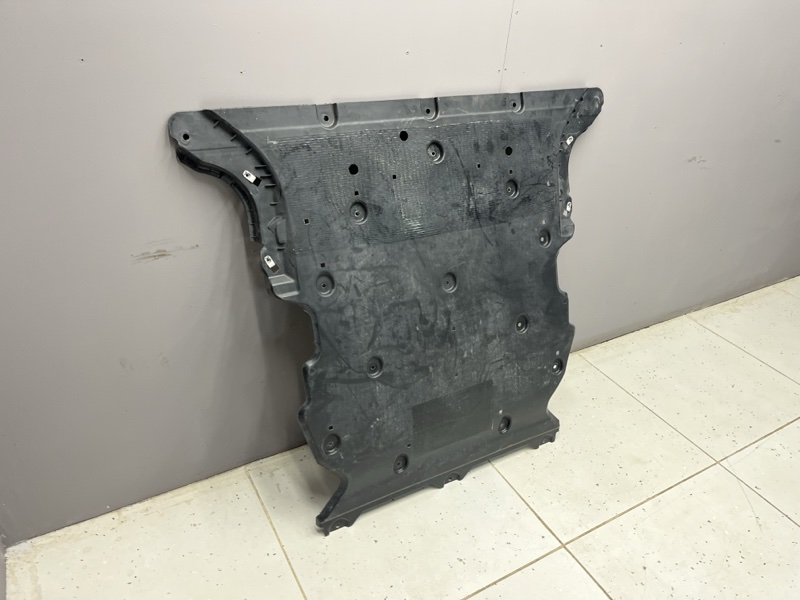 Защитный пластик днища Land Rover Range Rover Sport (L461, 2025г.)