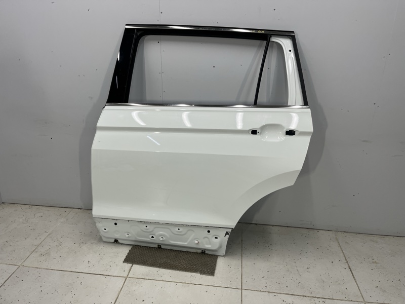 Дверь Volkswagen Tiguan (MBQ, 2023г.)