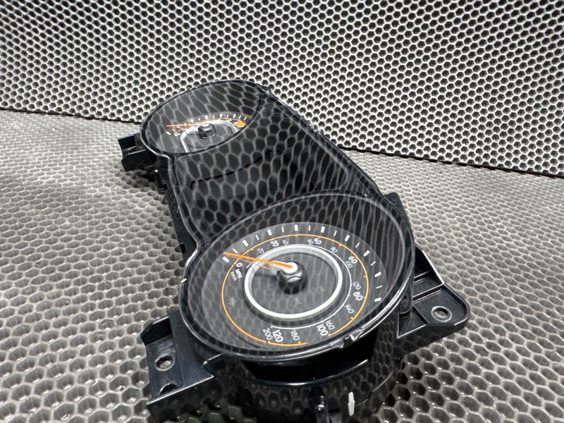 Панель приборов (щиток) Jeep Wrangler (JL, 2025г.)