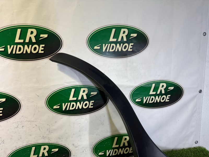 Накладка колесной арки Land Rover Range Rover Sport (L461, 2023г.)
