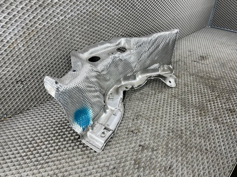 Тепловой экран Land Rover Range Rover Sport (L461, 2024г.)