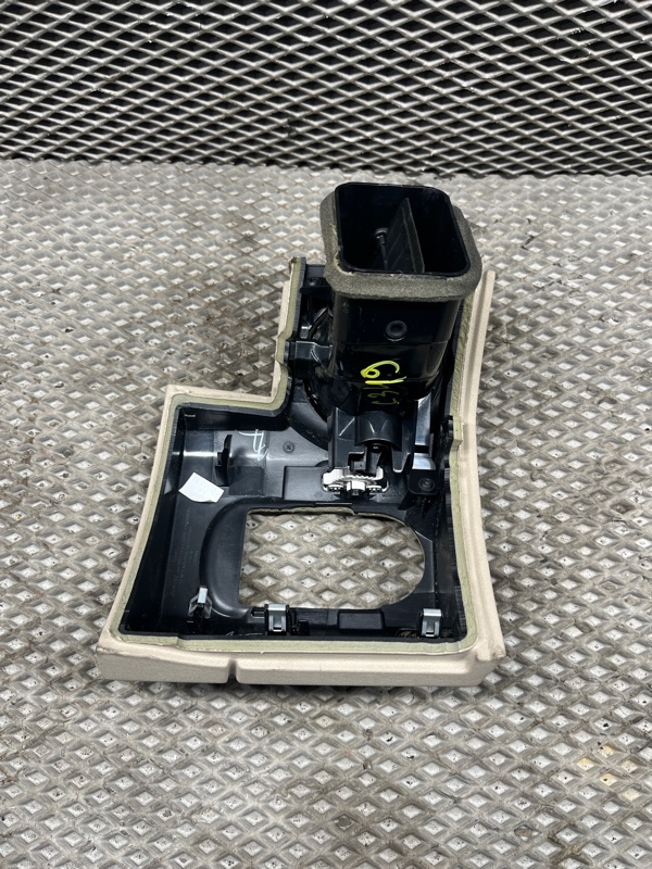 Дефлектор обдува салона Land Rover Discovery 4 (L319, 2015г.)