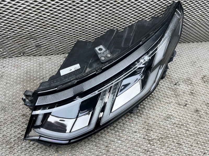 Фара Land Rover Discovery Sport (L550, 2020г.)