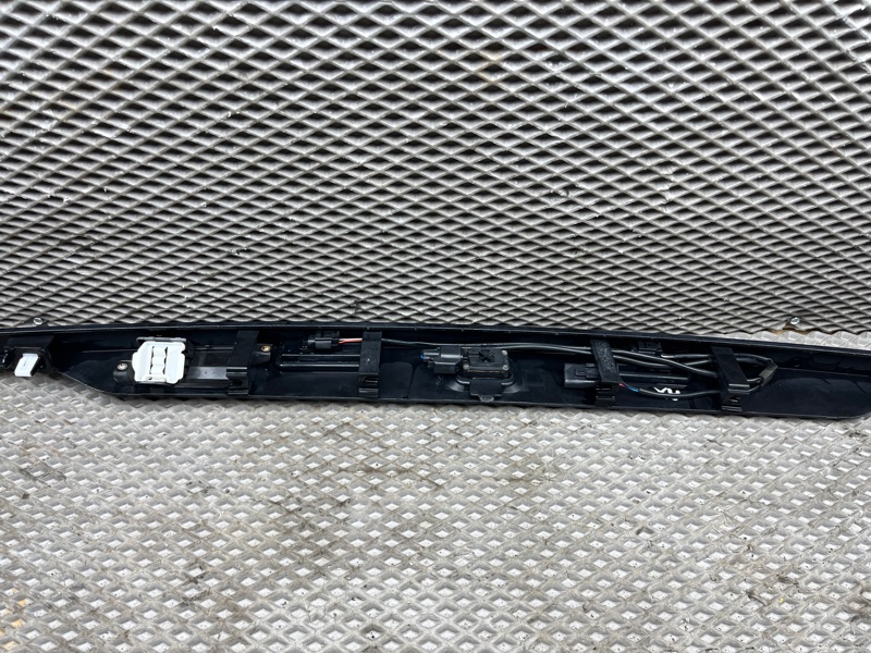 Молдинг крышки багажника Land Rover Range Rover Evoque (L538, 2013г.)