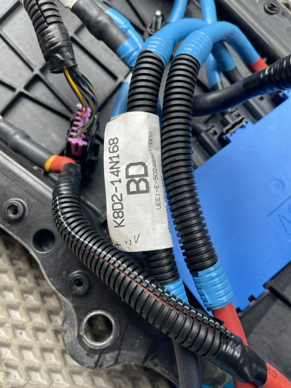 Короб высоковольтной батареи Land Rover Discovery Sport (L550, 2020г.)