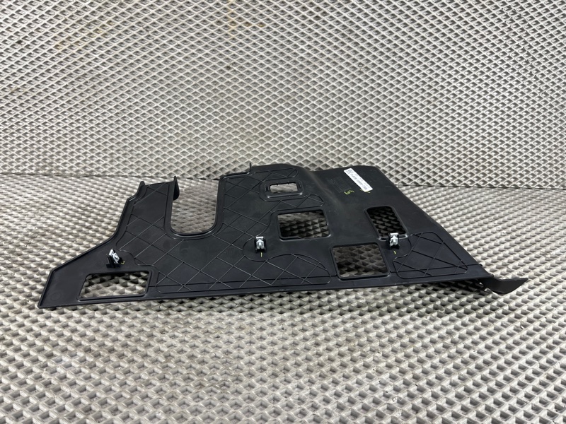 Обшивка салона Land Rover Range Rover Sport (L461, 2024г.)
