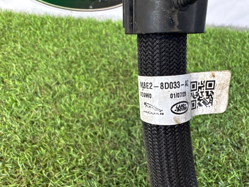 Патрубок системы охлаждения Land Rover Range Rover Sport (L461, 2023г.)