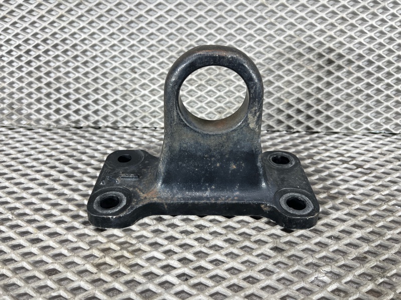 Петля буксировочная Land Rover Defender (L663, 2020г.)