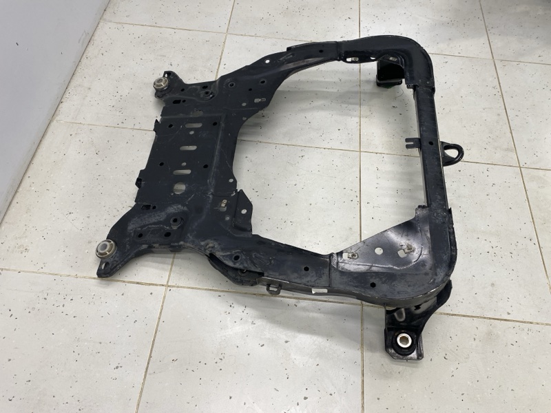Подрамник Land Rover Discovery Sport (L550, 2018г.)