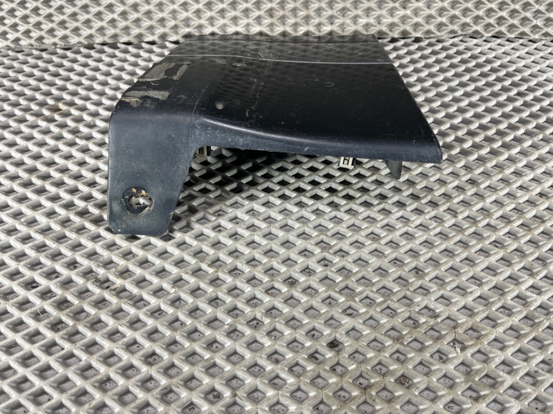 Молдинг крыла Land Rover Range Rover Velar (L560, 2020г.)