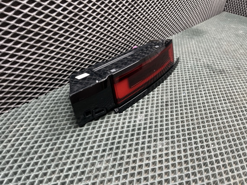 Фонарь Land Rover Range Rover Sport (L461, 2025г.)