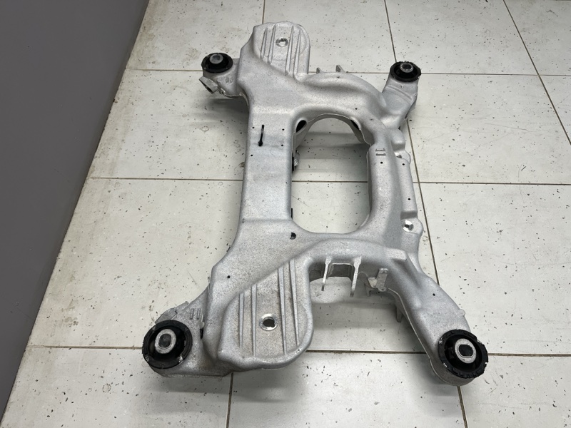 Подрамник Land Rover Range Rover Sport (L494, 2022г.)