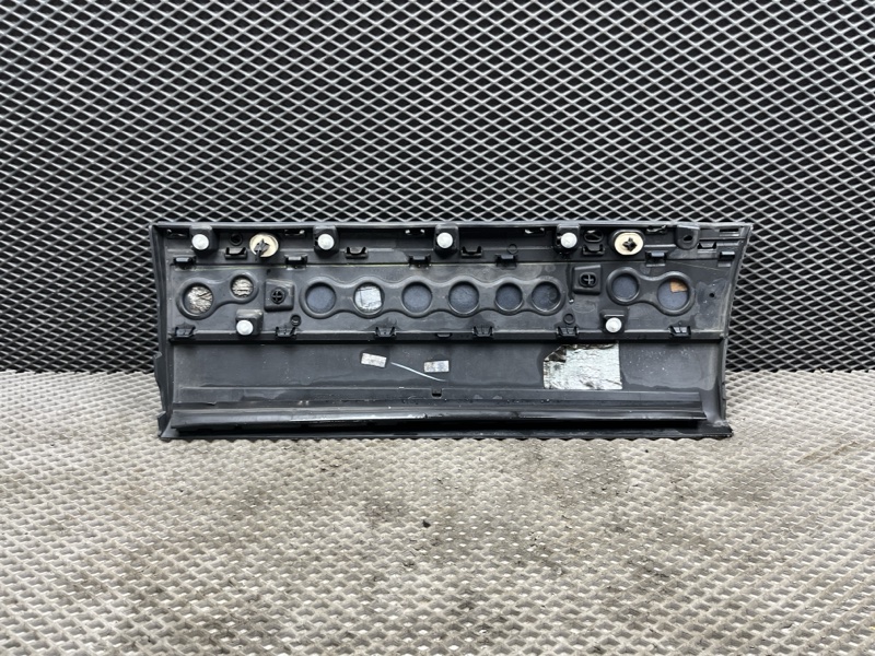 Молдинг двери Land Rover Range Rover (L405, 2019г.)